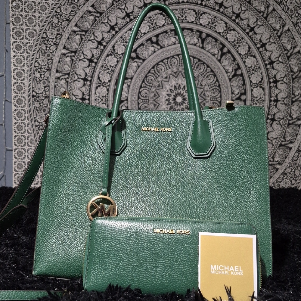Michael Kors Emerald Green Tote and Wallet Set